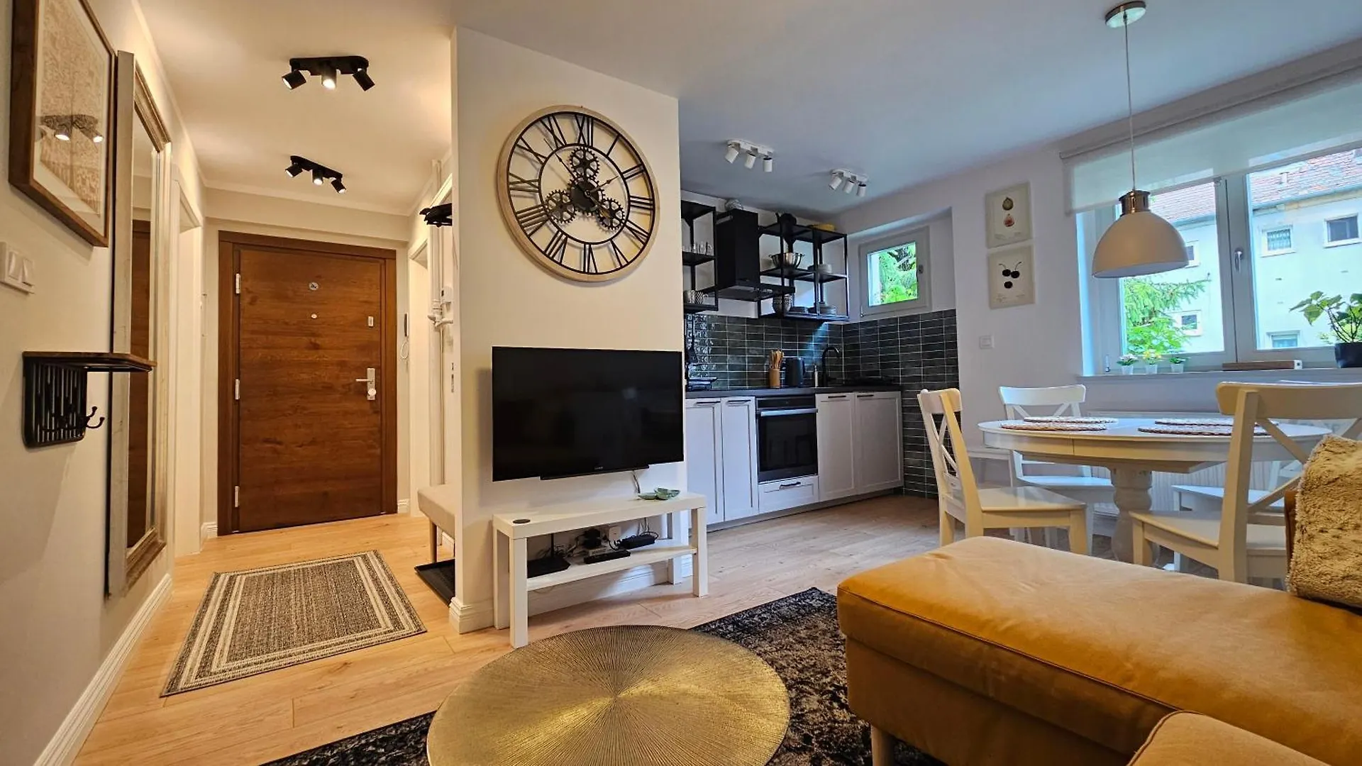 Kotsisa Apartament ヴロツワフ